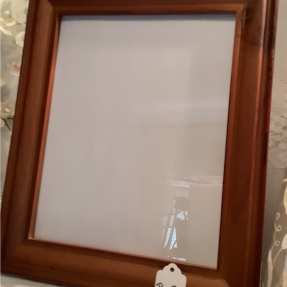Dark Maple Stained 8x10 Photo Frame Tabletop Or Wall - Picture 11 of 16